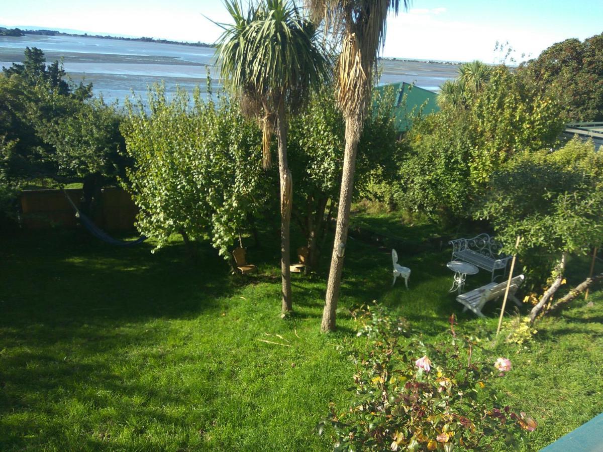 شقة كريستتشيرش  في Sea View Big Garden Near City المظهر الخارجي الصورة